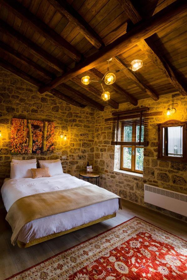 Blossom rooms&suite Veria  Exteriör bild